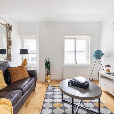 Spacious 1 Bed Oxford Street Apartment - Sleeps 4 London Exterior foto