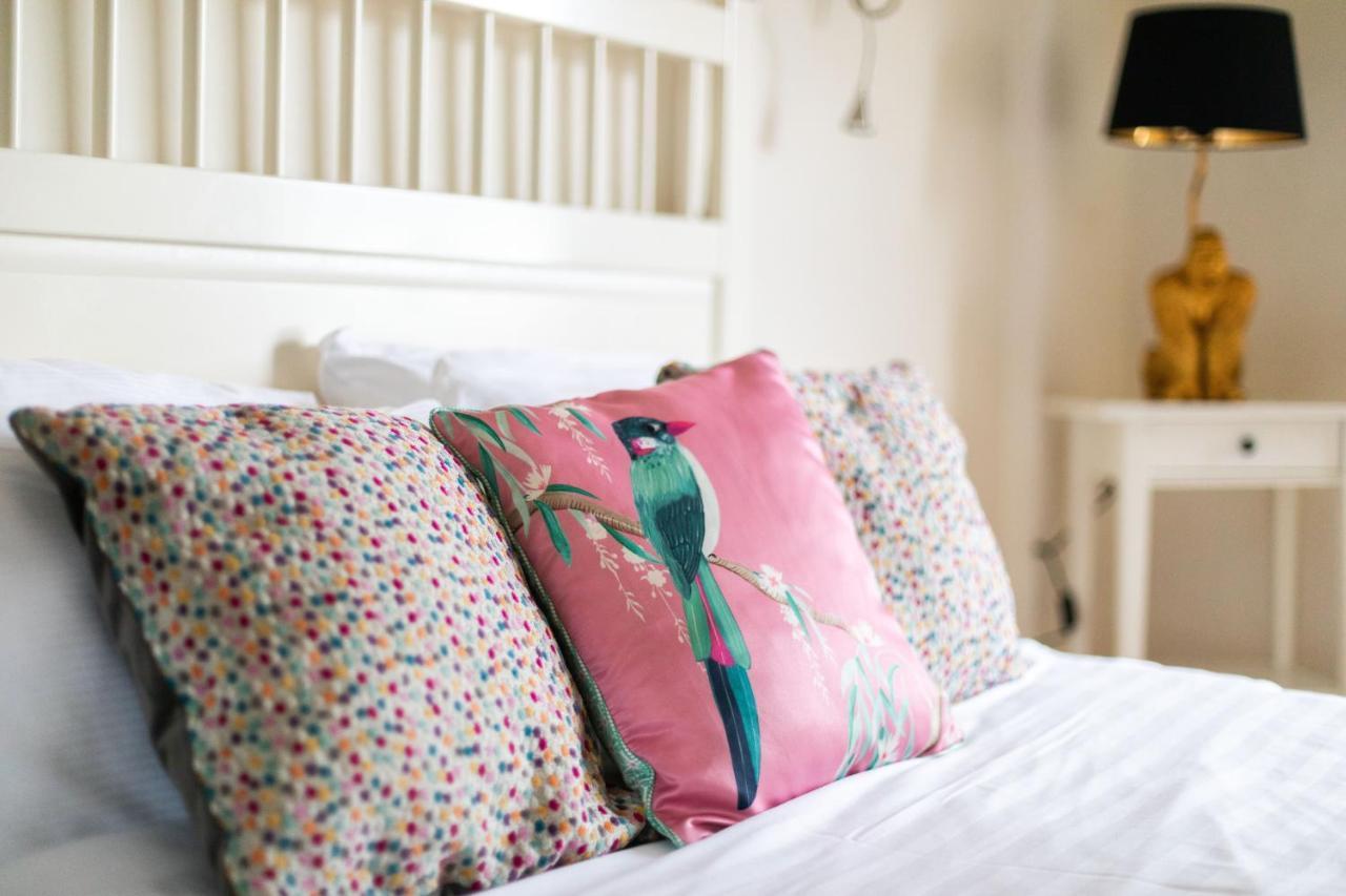 Spacious 1 Bed Oxford Street Apartment - Sleeps 4 London Exterior foto