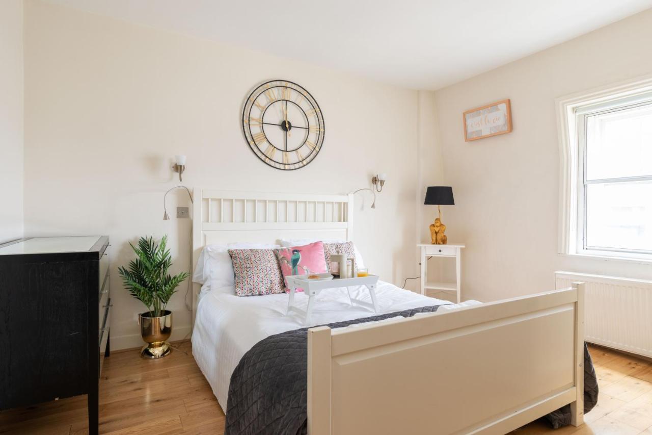 Spacious 1 Bed Oxford Street Apartment - Sleeps 4 London Exterior foto